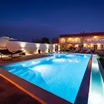 My Dalmatia - Neda With Shared Pool * Galovac (Zadar)