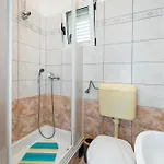 My Dalmatia - Neda With Shared Pool * Galovac (Zadar)