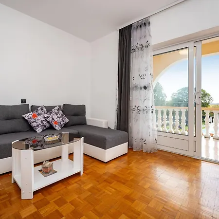 My Dalmatia - Neda With Shared Pool Apartamento Galovac (Zadar)