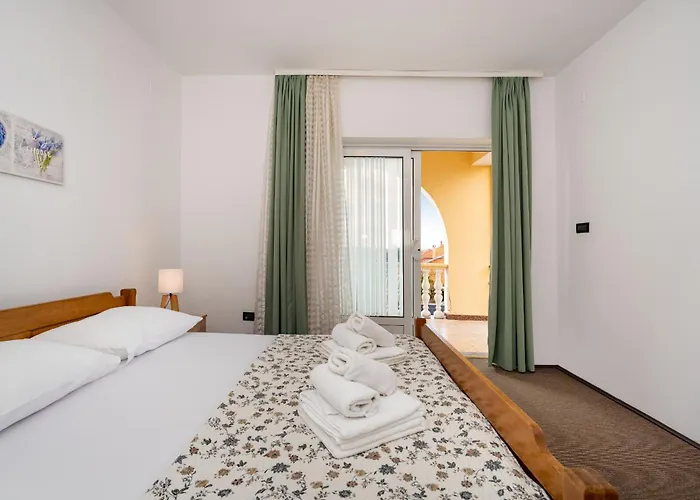 Apartman My Dalmatia - Neda With Shared Pool Galovac (Zadar)