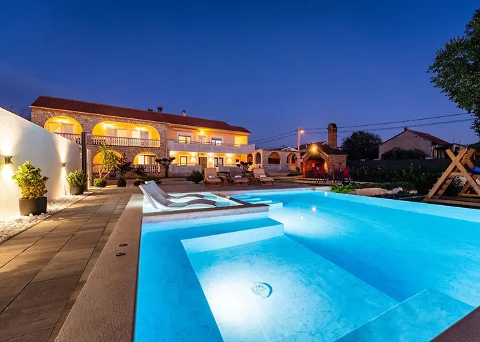 My Dalmatia - Neda With Shared Pool Apartman Galovac (Zadar)