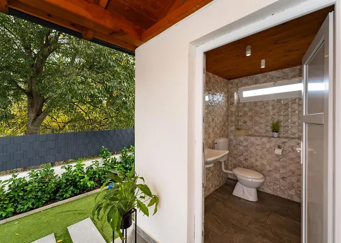 My Dalmatia - Neda With Shared Pool *