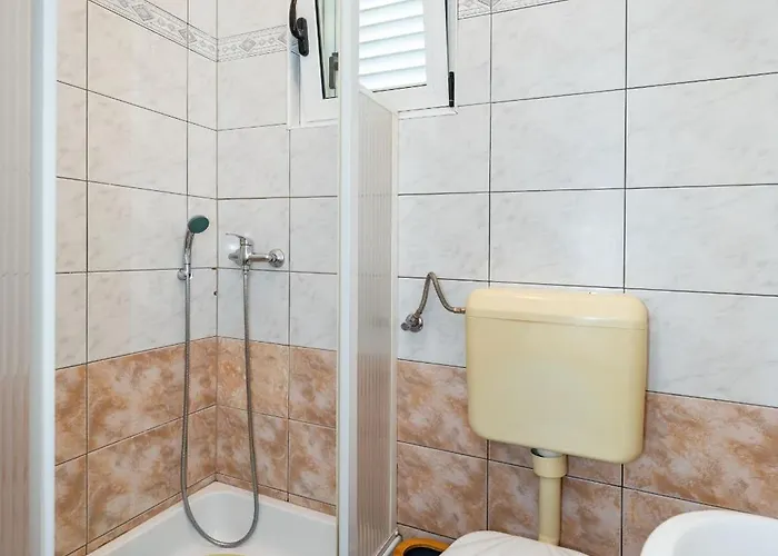 My Dalmatia - Neda With Shared Pool * Galovac (Zadar)